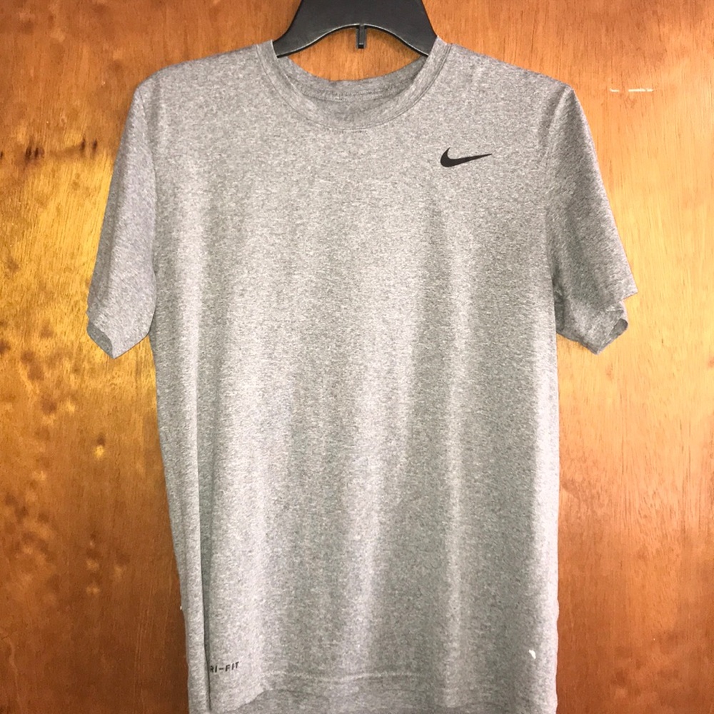 Gray Nike “Dri-Fit” Short Sleeve